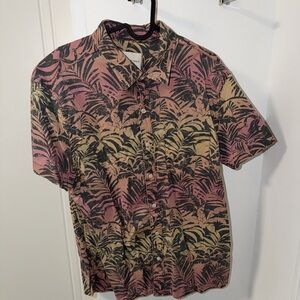 American Eagle Leaf Print Shirt